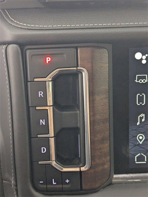 Used 2023 GMC Yukon Denali Ultimate image 25