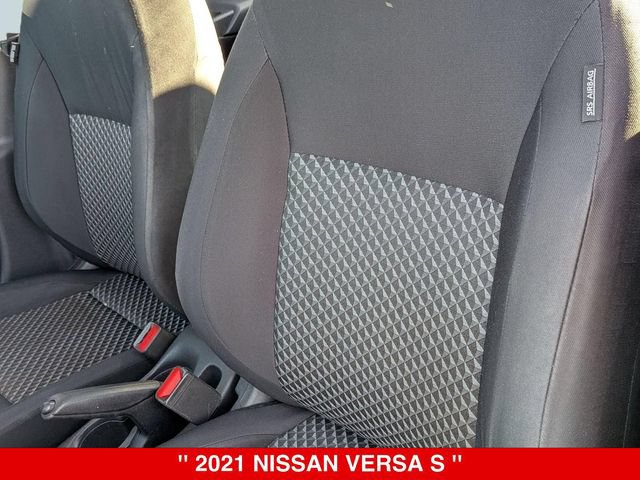Used 2021 Nissan Versa S FWD image 14