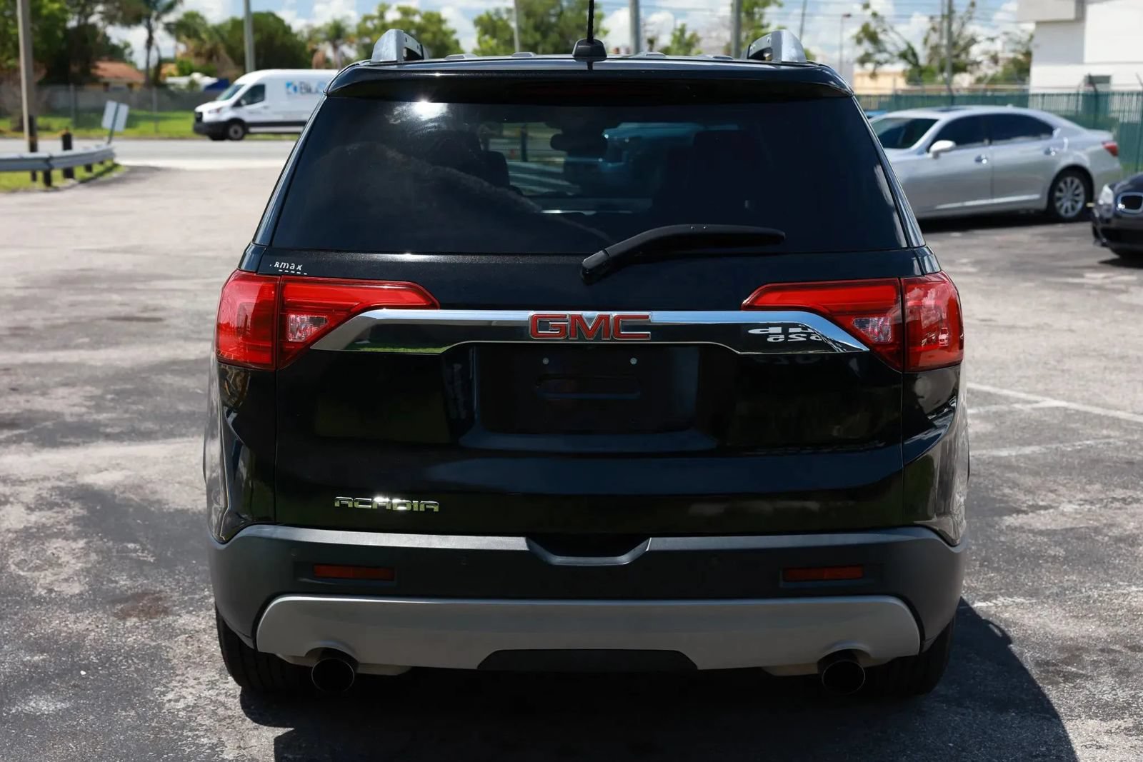 Used 2019 GMC Acadia SLT FWD image 6