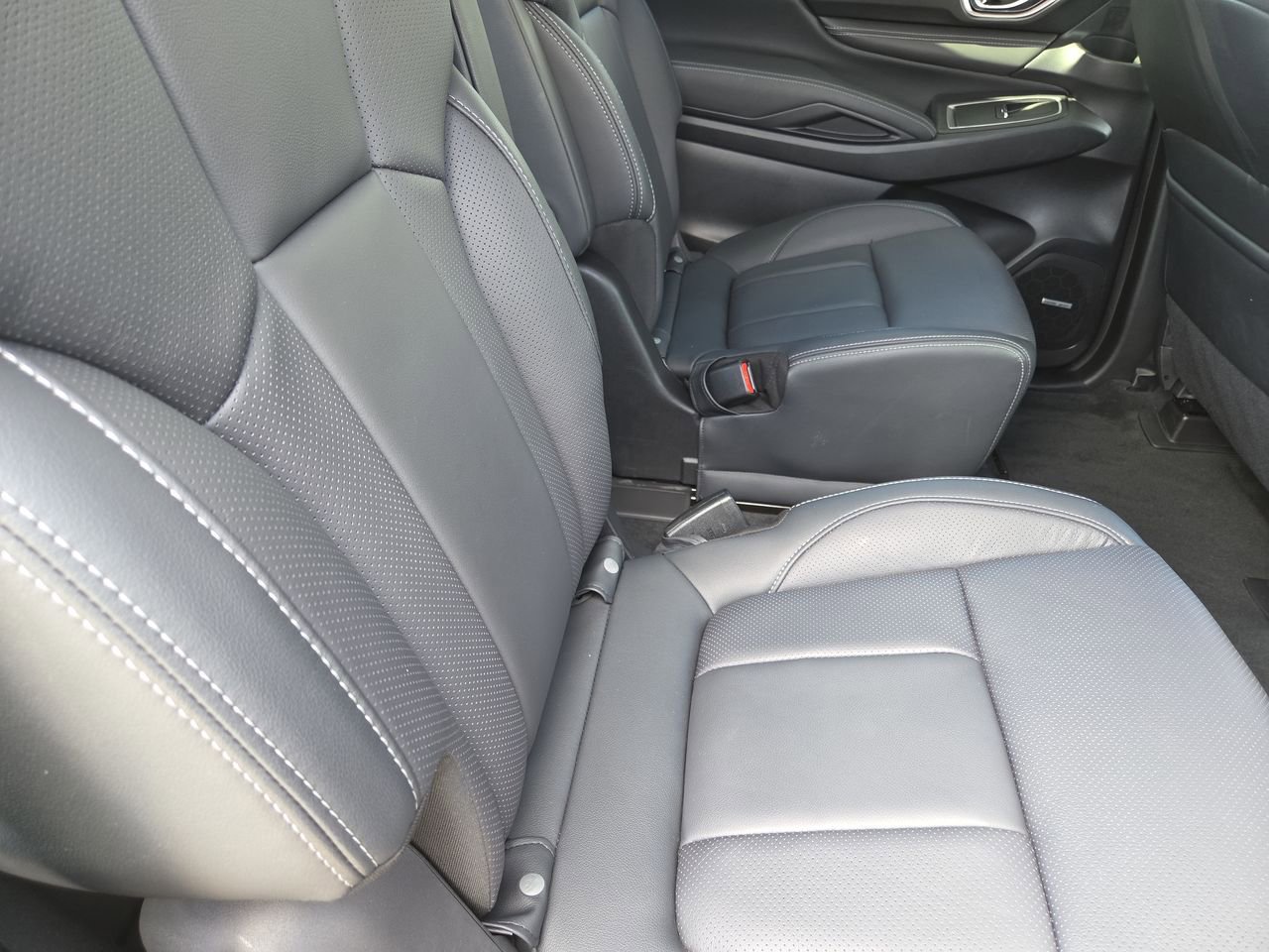 Certified 2025 Subaru Ascent Limited AWD/4WD image 23