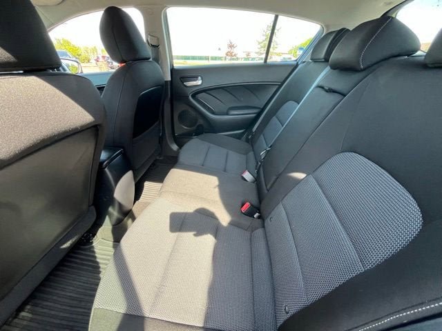 Used 2017 Kia Forte LX w/ LX Popular Plus Package FWD image 12