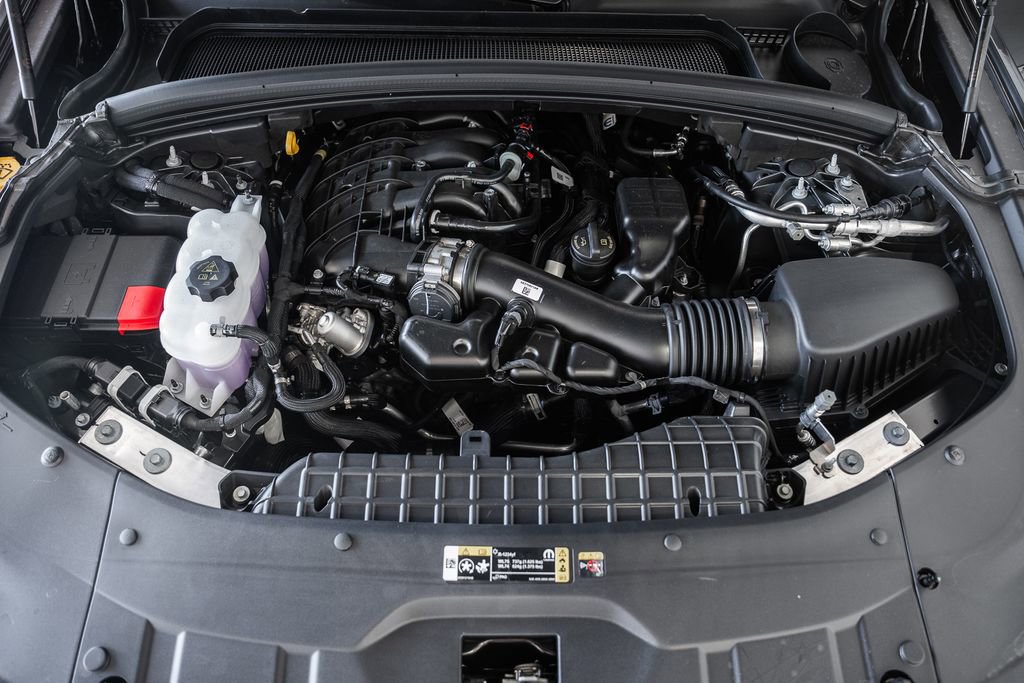 New 2025 Jeep Grand Cherokee Laredo X w/ Luxury Tech Group I image 17