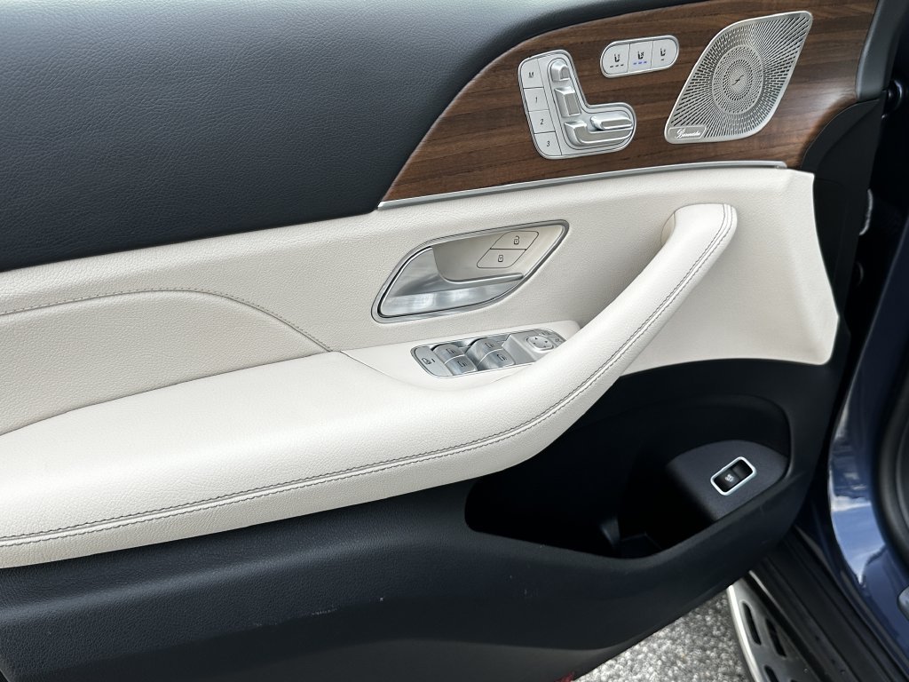 Certified 2024 Mercedes-Benz GLE 450 4MATIC image 11