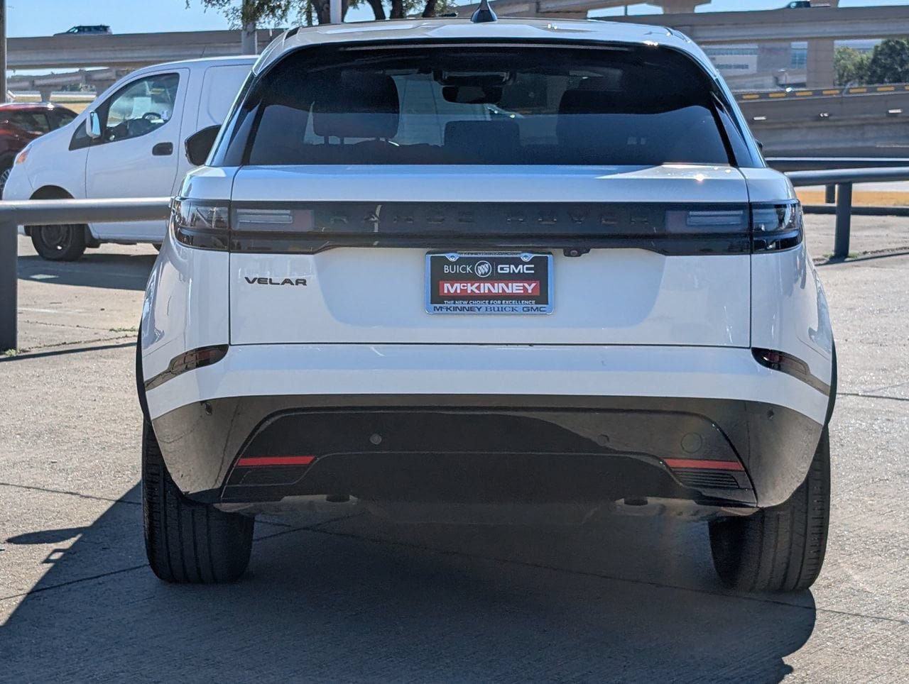 Used 2025 Land Rover Range Rover Velar Dynamic SE AWD/4WD image 5