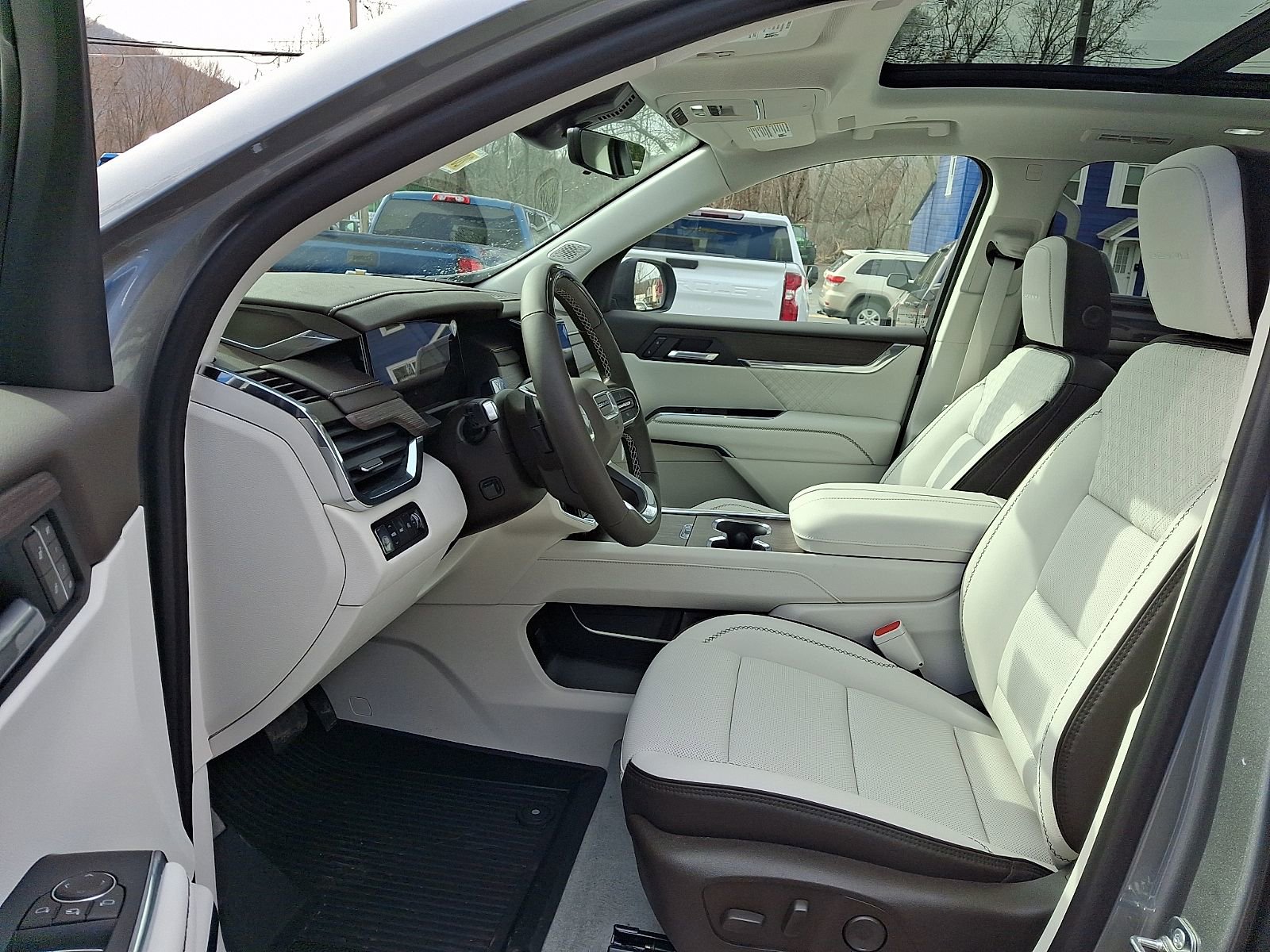 New 2026 GMC Acadia Denali w/ Super Cruise Package image 14