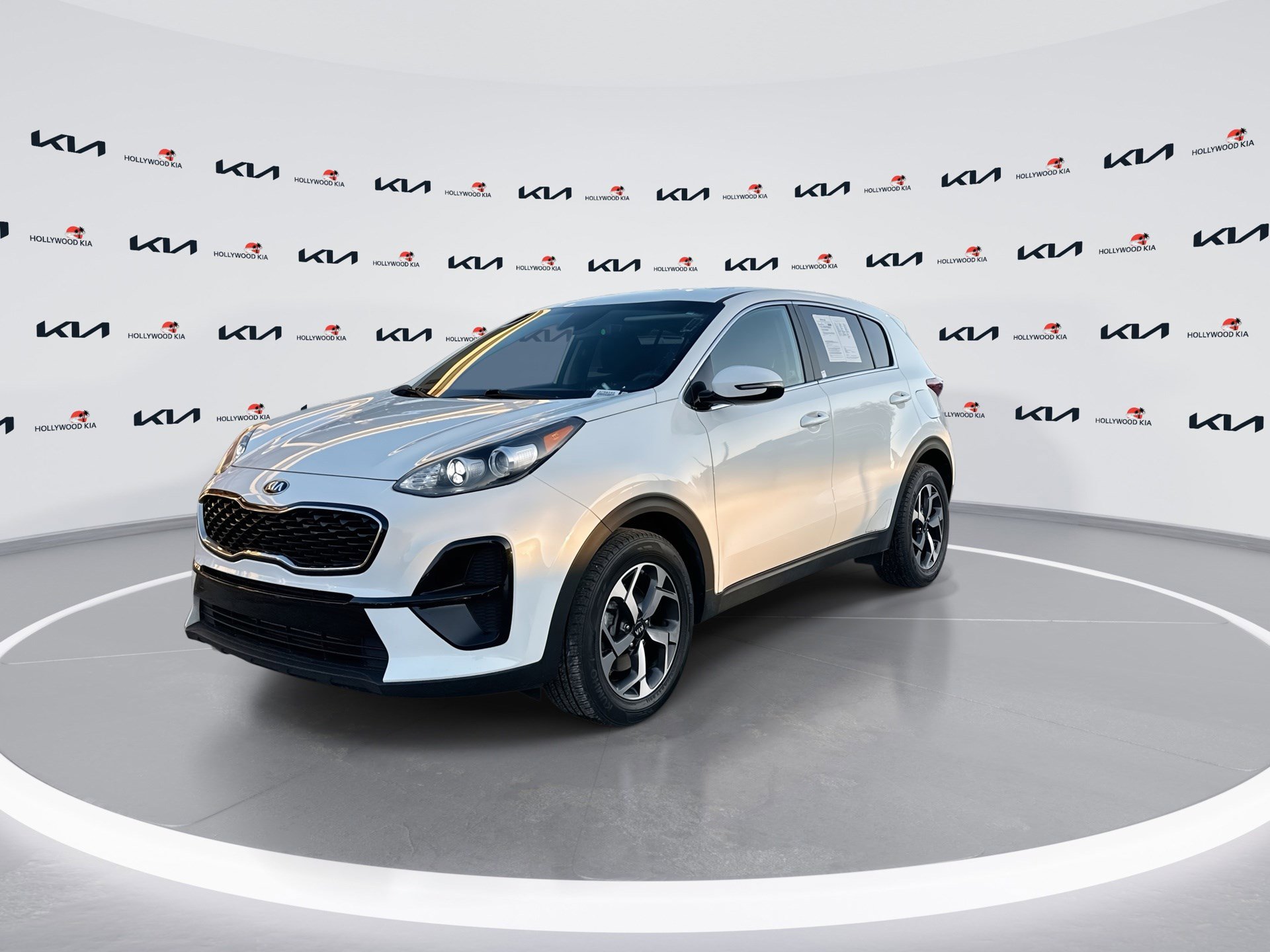 Used 2020 Kia Sportage LX w/ LX Popular Package image 4
