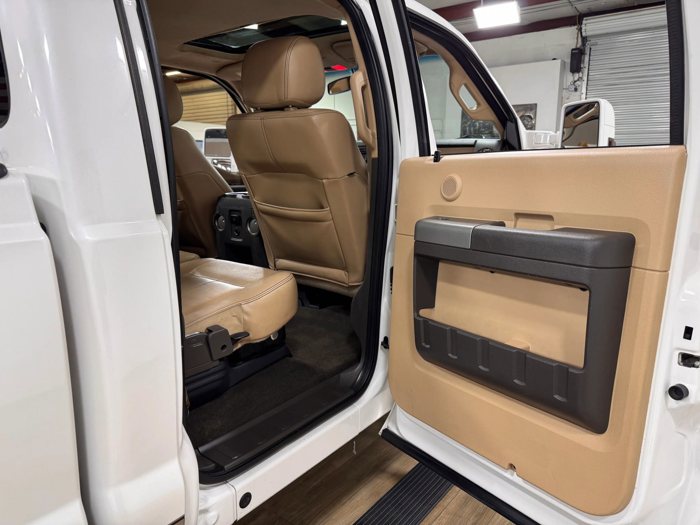 Used 2012 Ford F250 Lariat w/ Lariat Ultimate Pkg AWD/4WD image 18