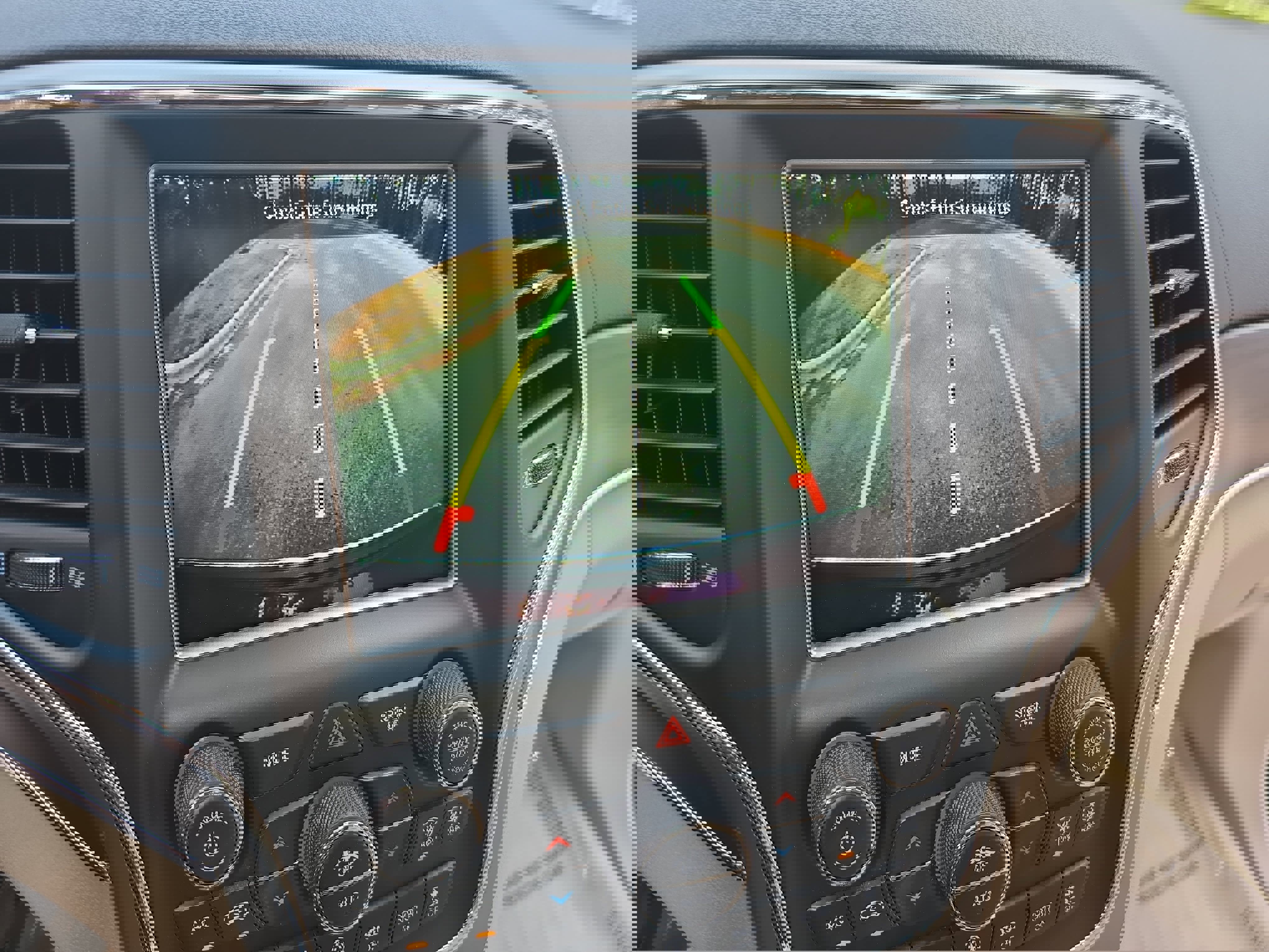 Used 2018 Jeep Grand Cherokee Overland image 25