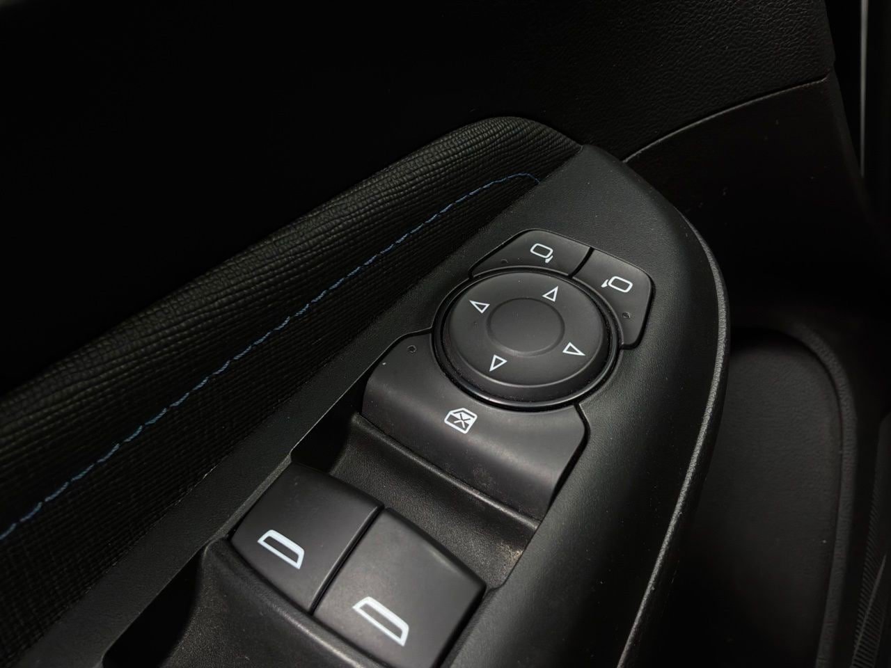 Used 2025 Buick Envista Sport Touring FWD image 22