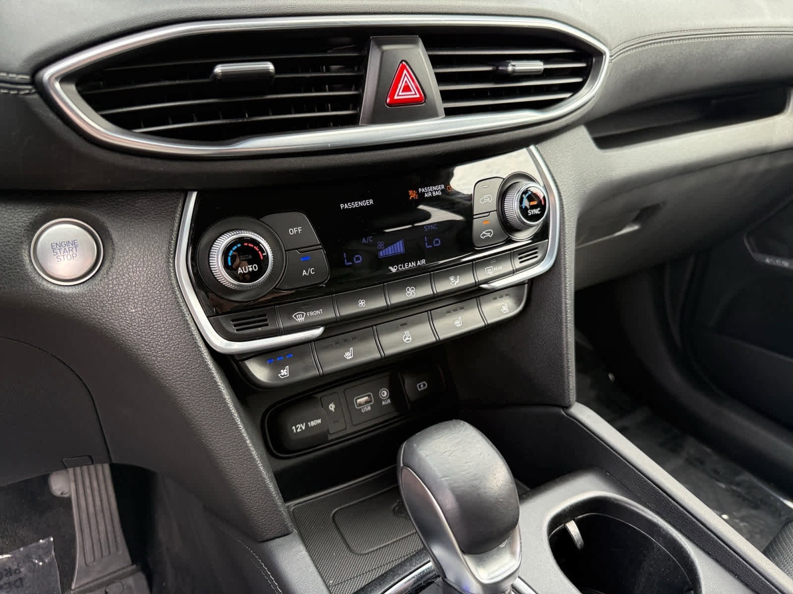 Used 2019 Hyundai Santa Fe FWD image 21