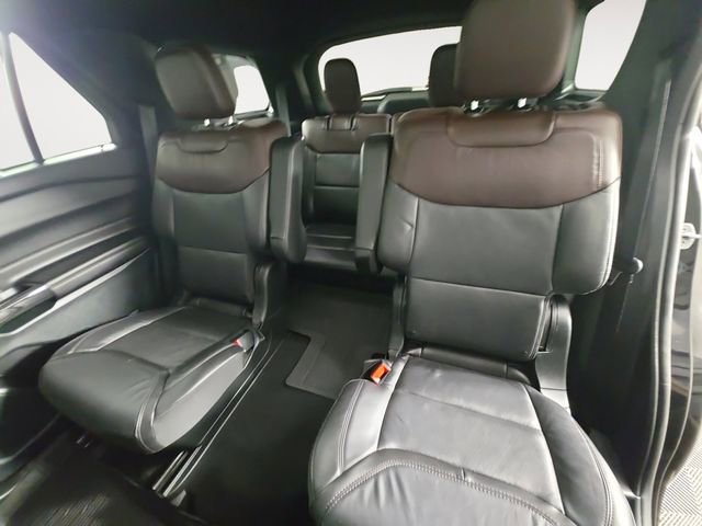 Certified 2023 Ford Explorer Platinum w/ Technology Package AWD/4WD image 13
