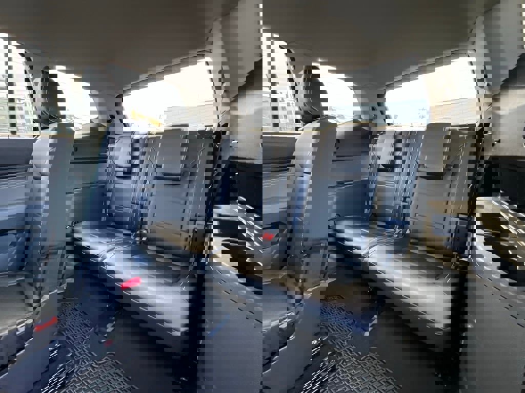 Used 2022 Volkswagen Atlas SE w/ Panoramic Sunroof Package image 15