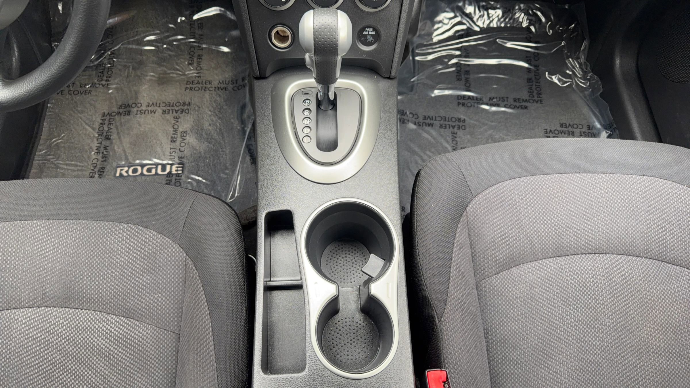 Used 2011 Nissan Rogue S image 29