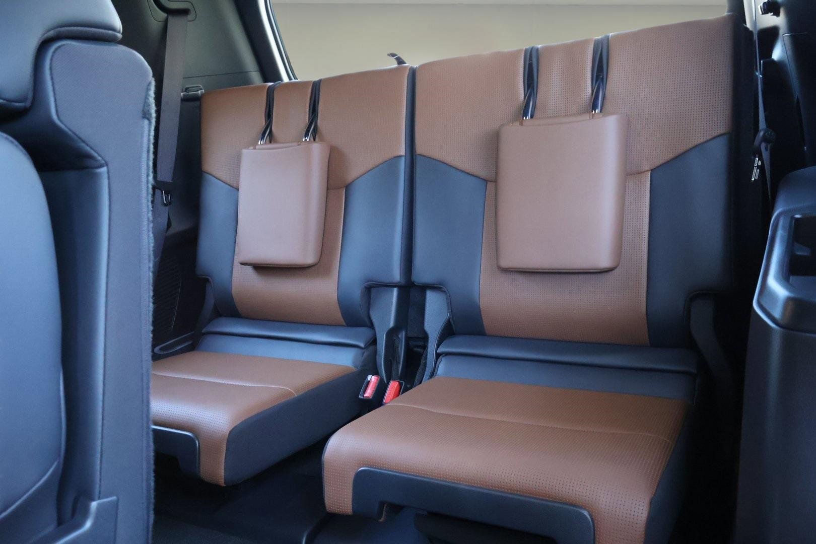 Used 2025 Lexus GX 550 image 13