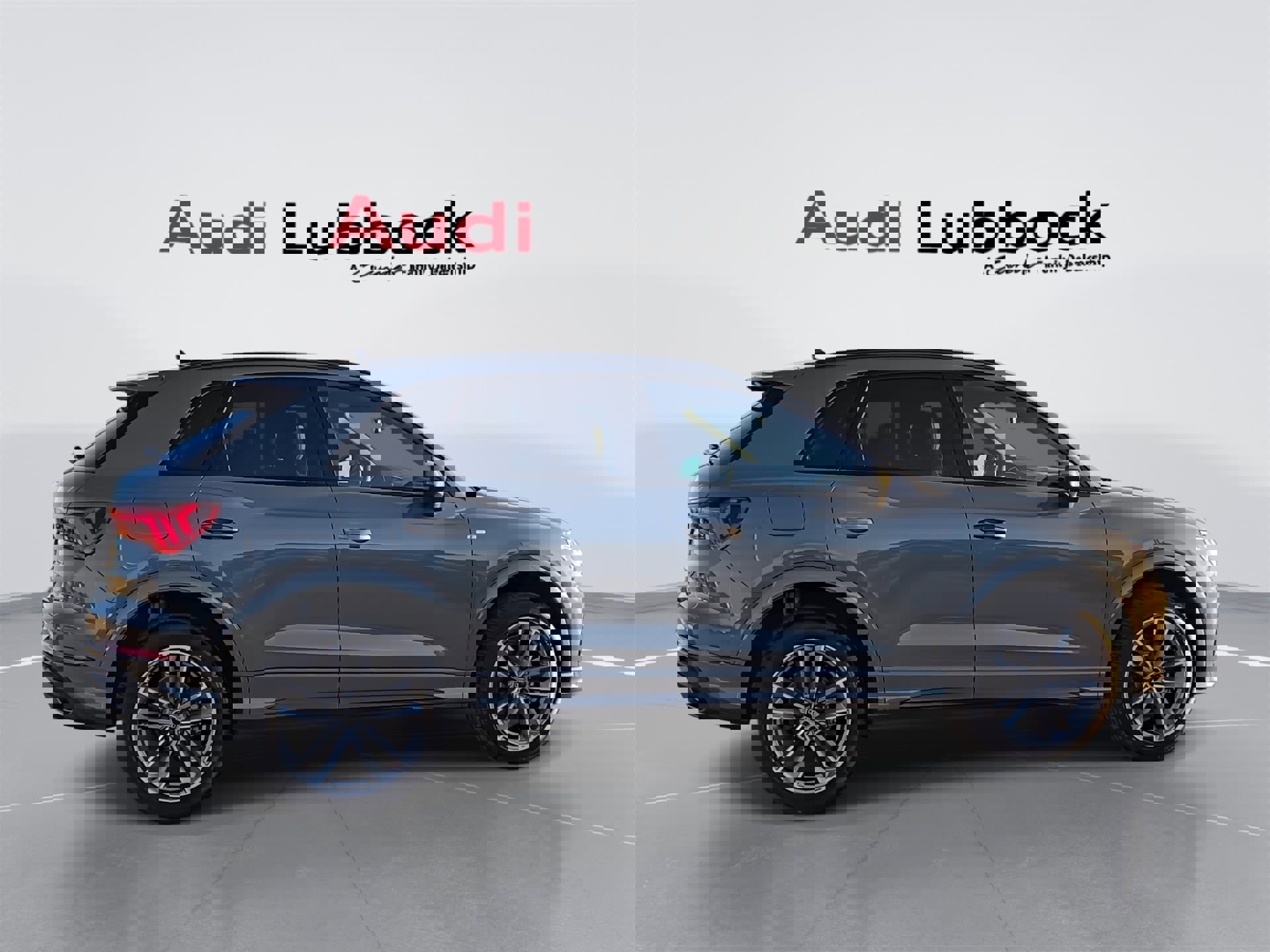 New 2025 Audi Q3 2.0T Premium image 8