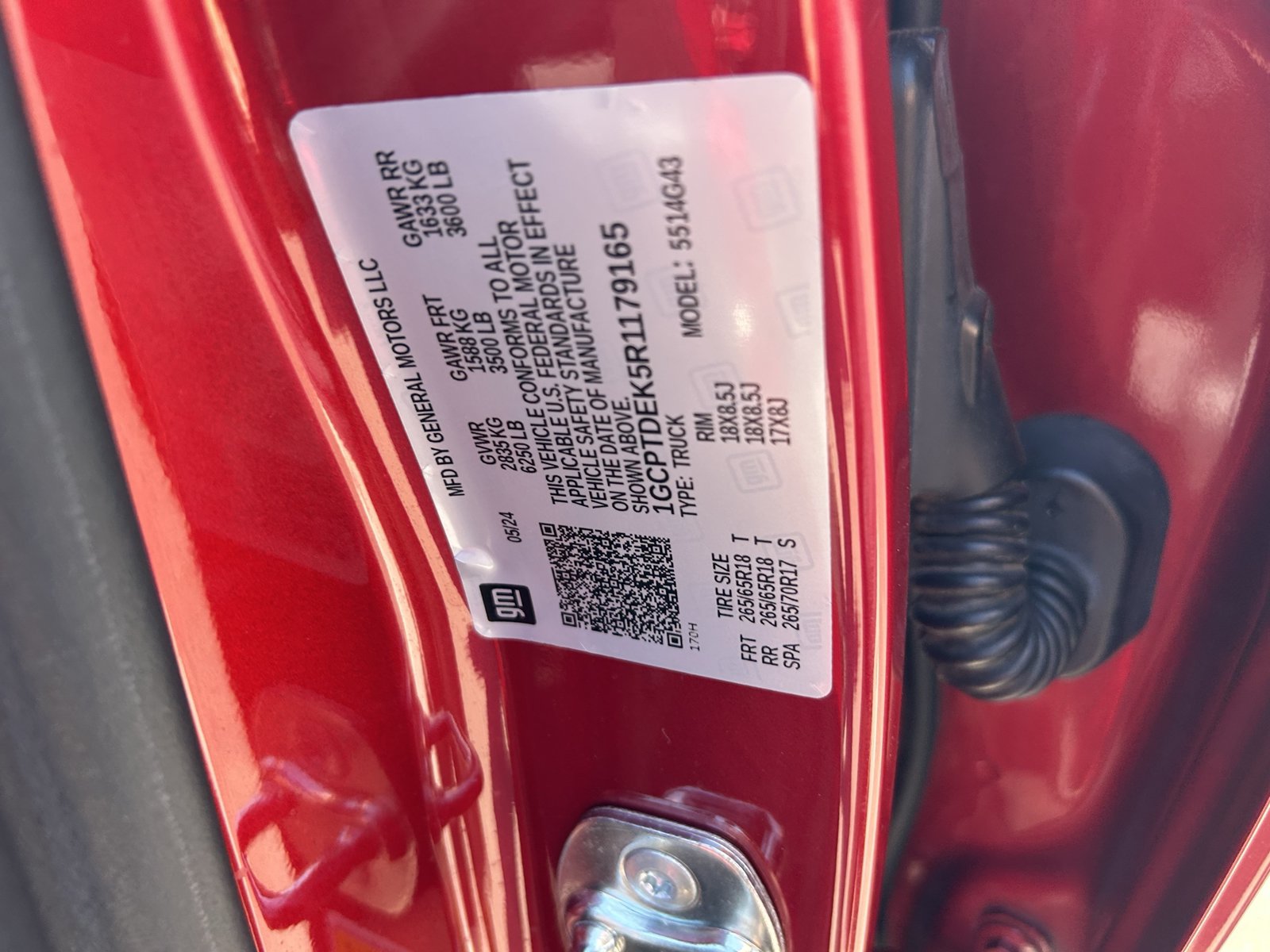 Used 2024 Chevrolet Colorado Z71 w/ Z71 Convenience Package 2 AWD/4WD image 33