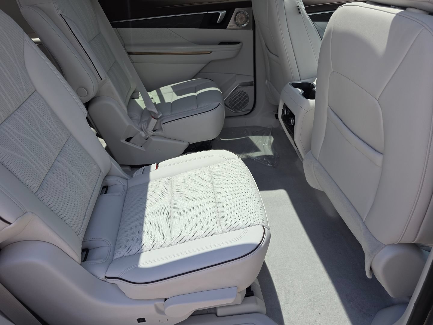 New 2026 Buick Enclave Avenir w/ Super Cruise Package AWD/4WD image 23