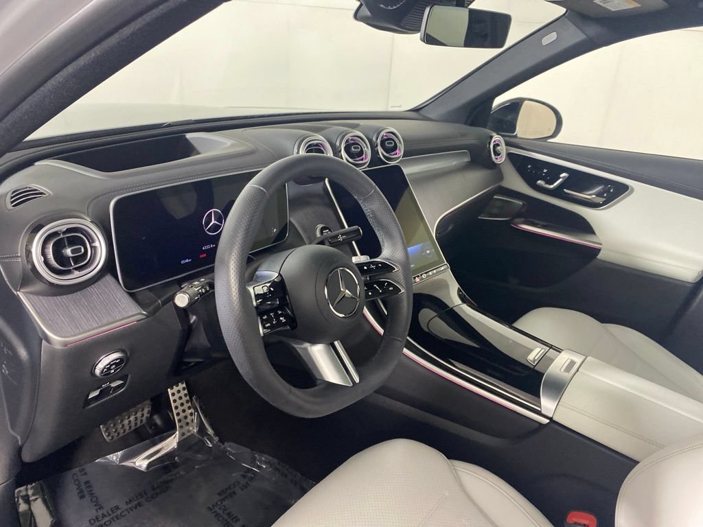 Used 2026 Mercedes-Benz GLC 300 4MATIC image 11