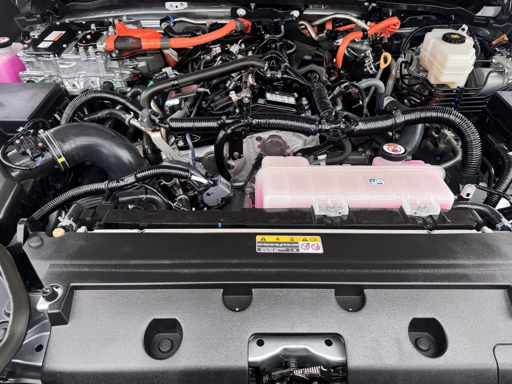 Used 2024 Toyota Tacoma TRD Off-Road image 30