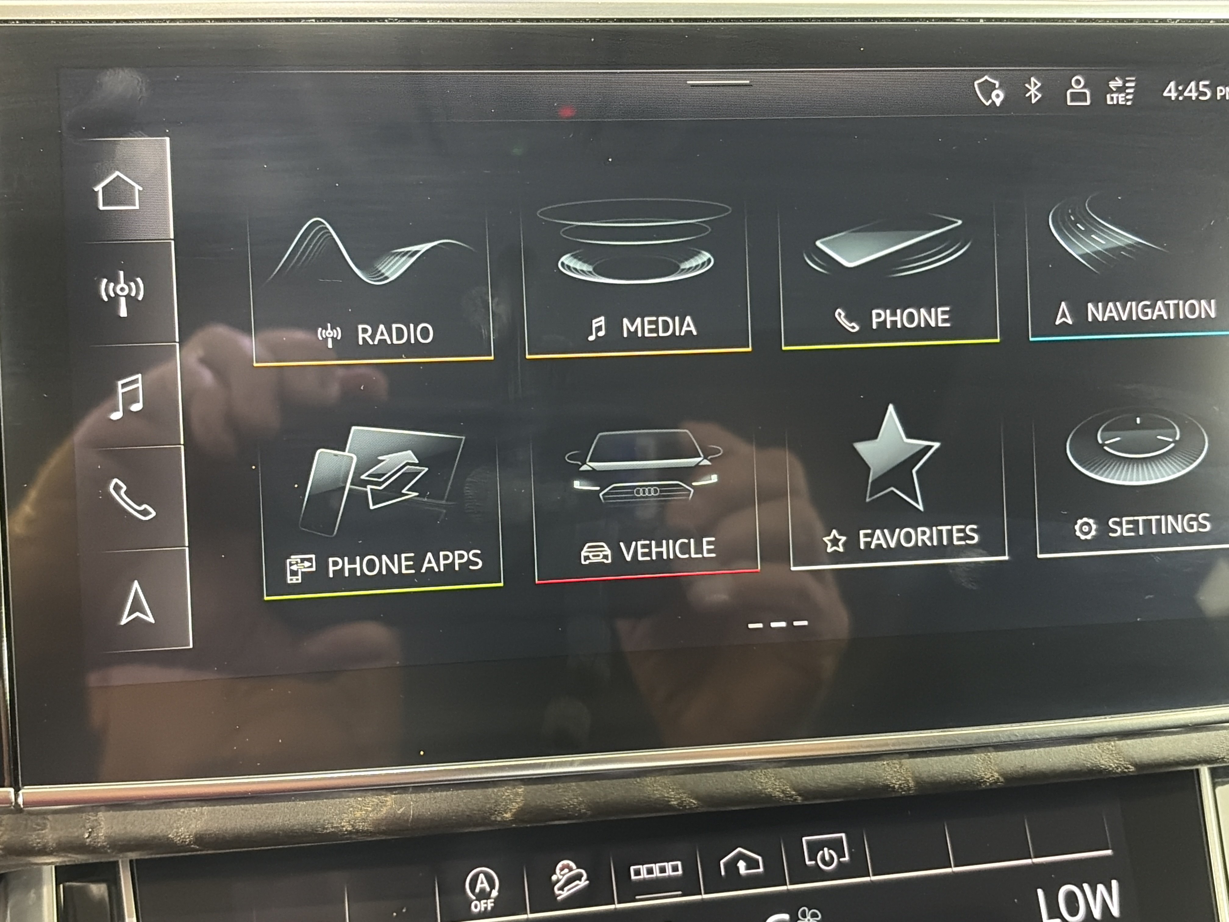Certified 2022 Audi Q8 Premium Plus AWD/4WD image 21