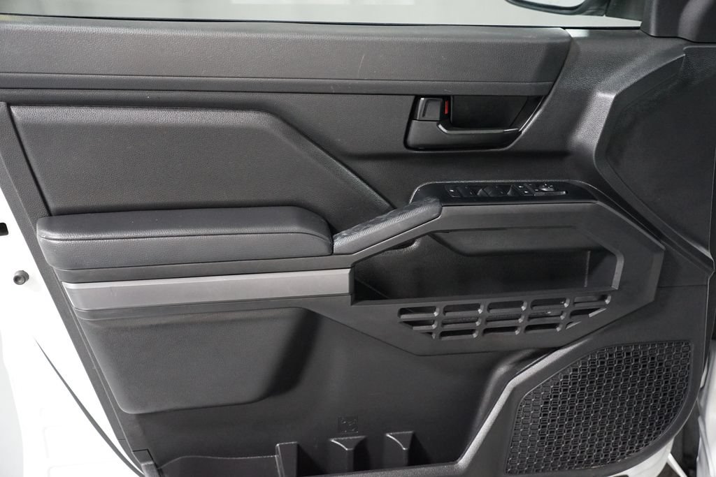 Certified 2025 Toyota Tacoma SR5 RWD image 31