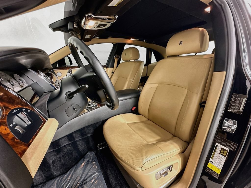 Used 2012 Rolls-Royce Ghost RWD image 15