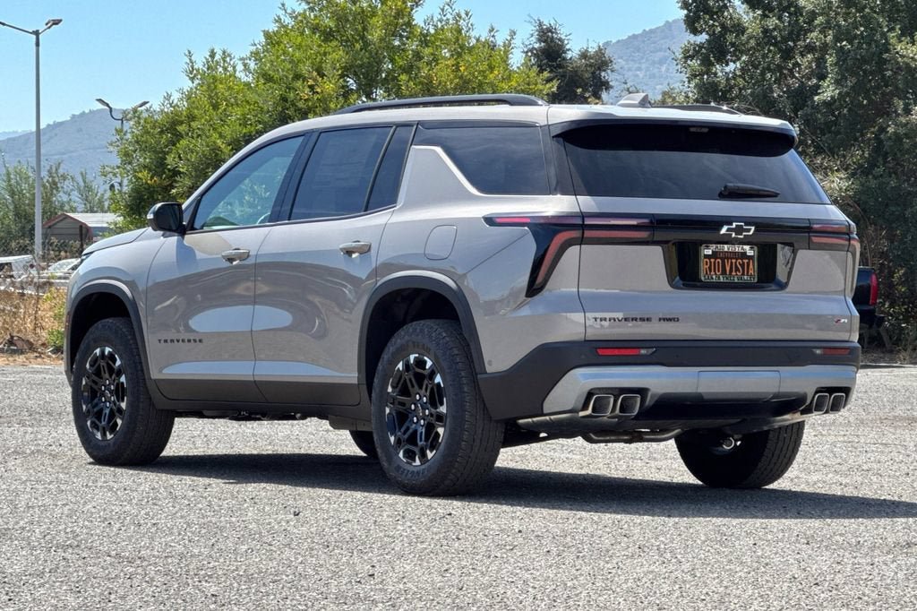 New 2027 Chevrolet Traverse Z71 w/ Enhanced Driving Package AWD/4WD image 6