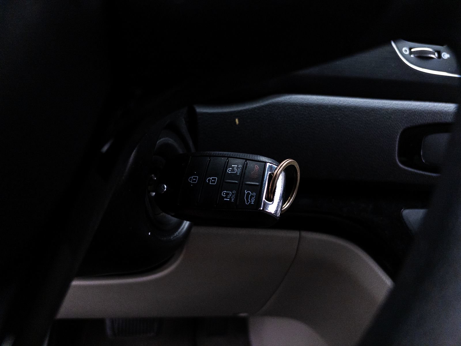 Used 2019 Kia Sedona LX FWD image 19