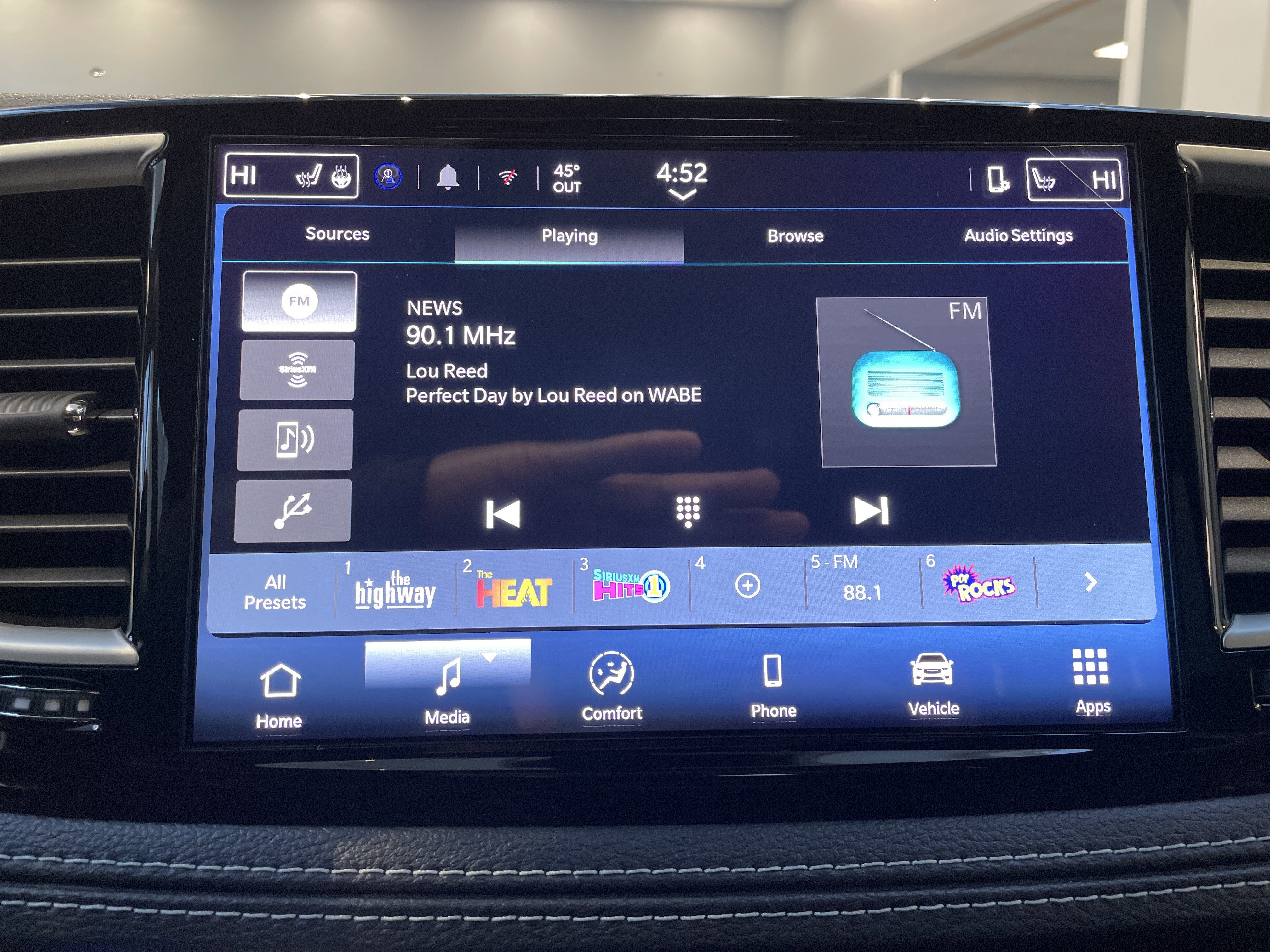 New 2026 Chrysler Pacifica Select image 24