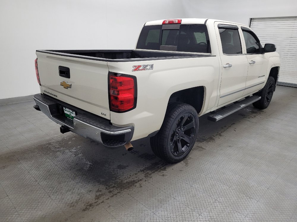 Used 2015 Chevrolet Silverado 1500 LTZ Z71 w/ LTZ Plus Package AWD/4WD image 9