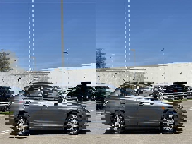 Used 2013 Honda Civic Hybrid Sedan image 3