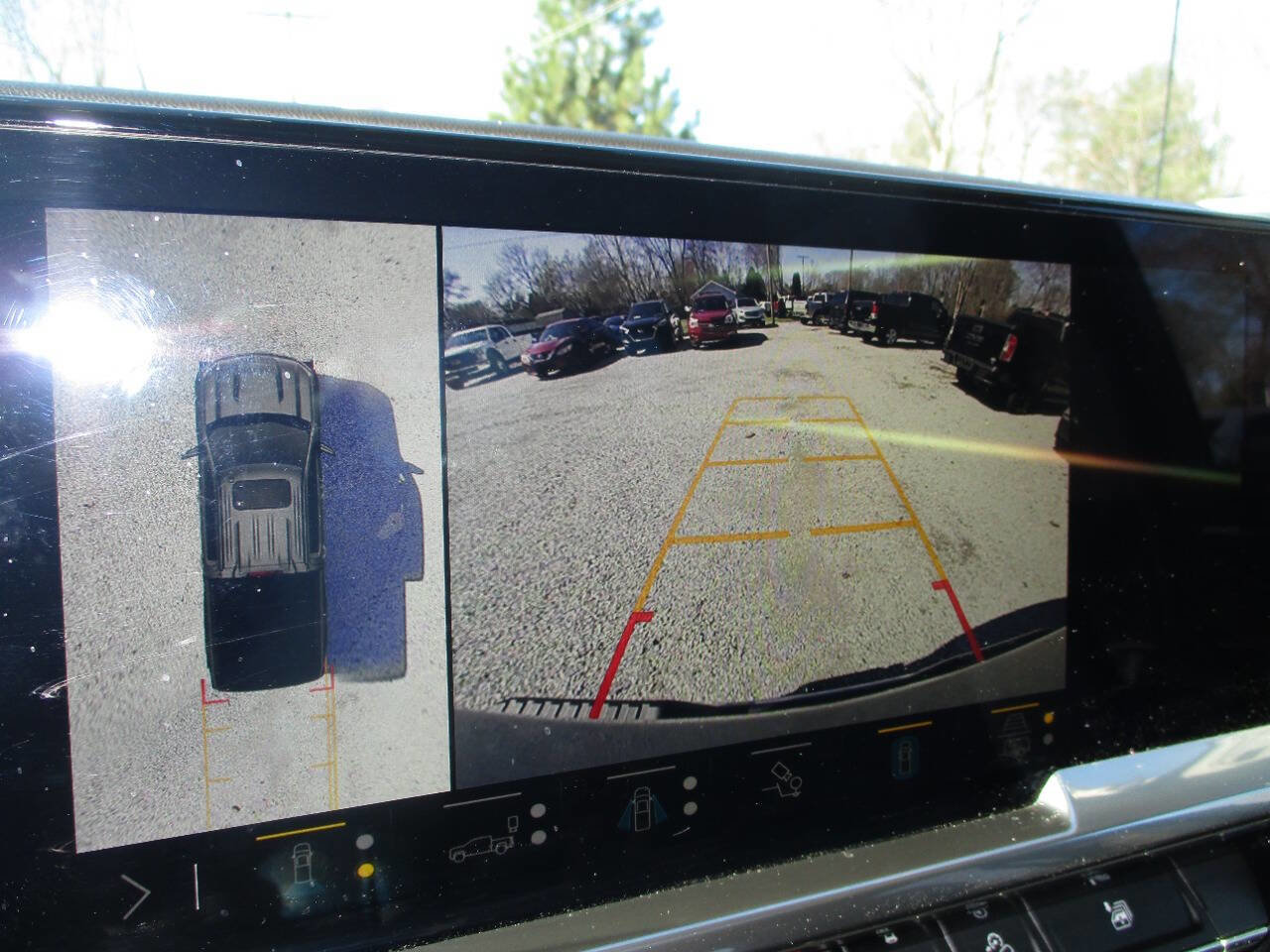 Used 2023 Chevrolet Silverado 1500 LTZ image 30