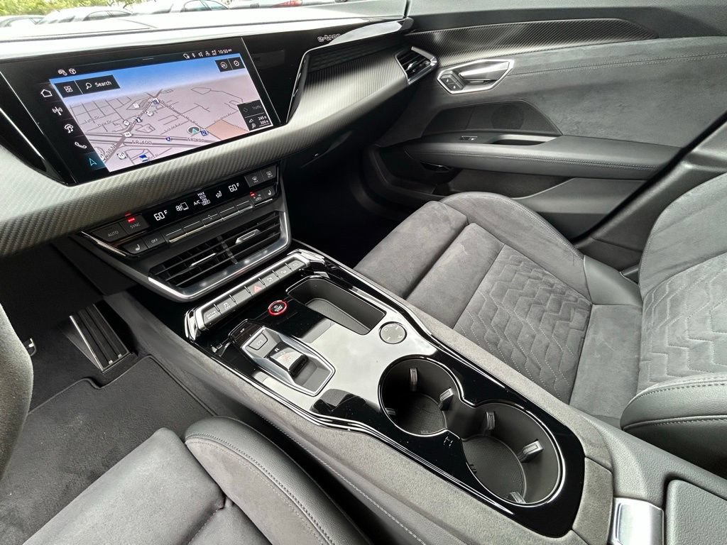 Used 2024 Audi RS e-tron GT w/ Carbon Performance Package AWD/4WD image 28
