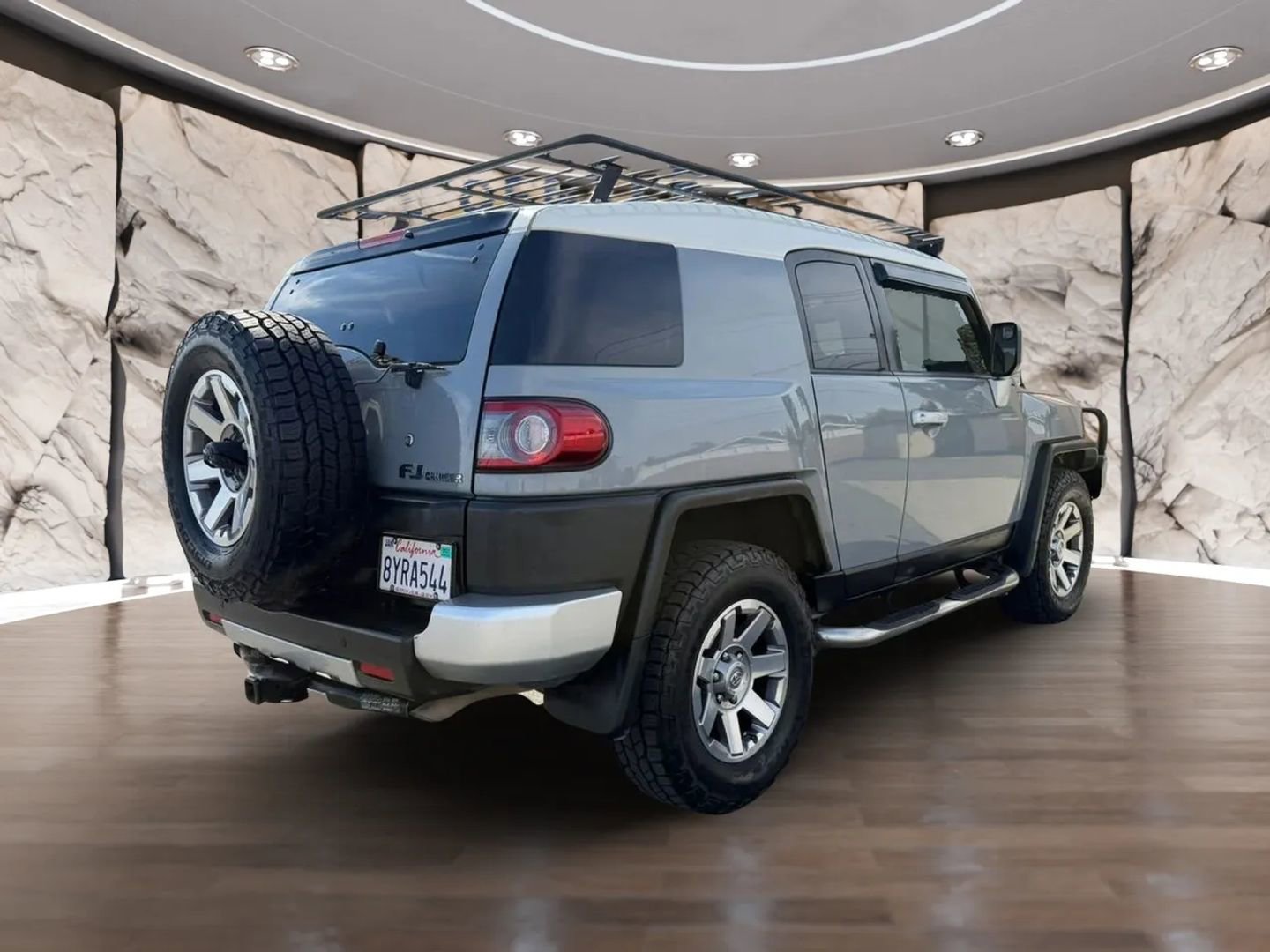 Used 2014 Toyota FJ Cruiser 4WD w/ Upgrade Package image 6