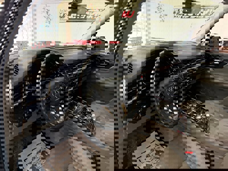 Used 2019 Audi Q7 3.0T Prestige w/ Prestige Package image 14