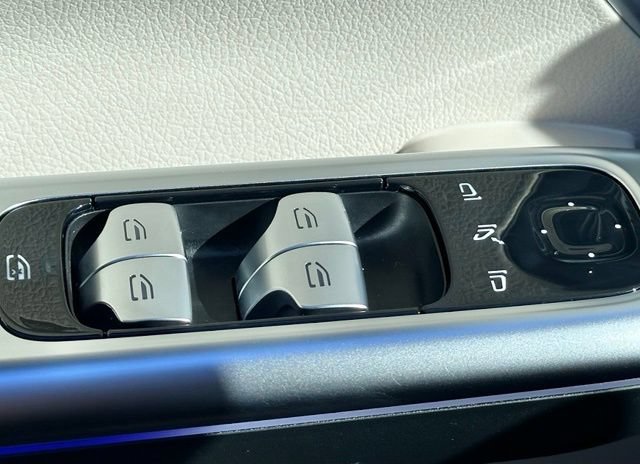 Certified 2026 Mercedes-Benz C 300 4MATIC Sedan image 36