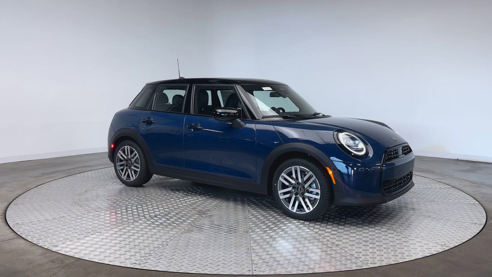 New 2026 MINI Cooper S FWD image 2