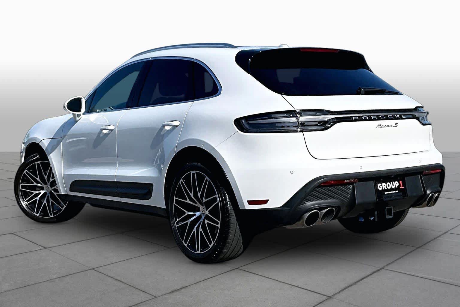 Used 2023 Porsche Macan S AWD/4WD image 11