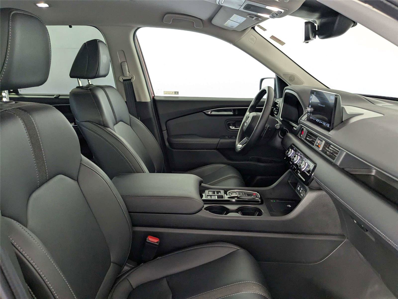 Used 2024 Honda Pilot EX-L image 32