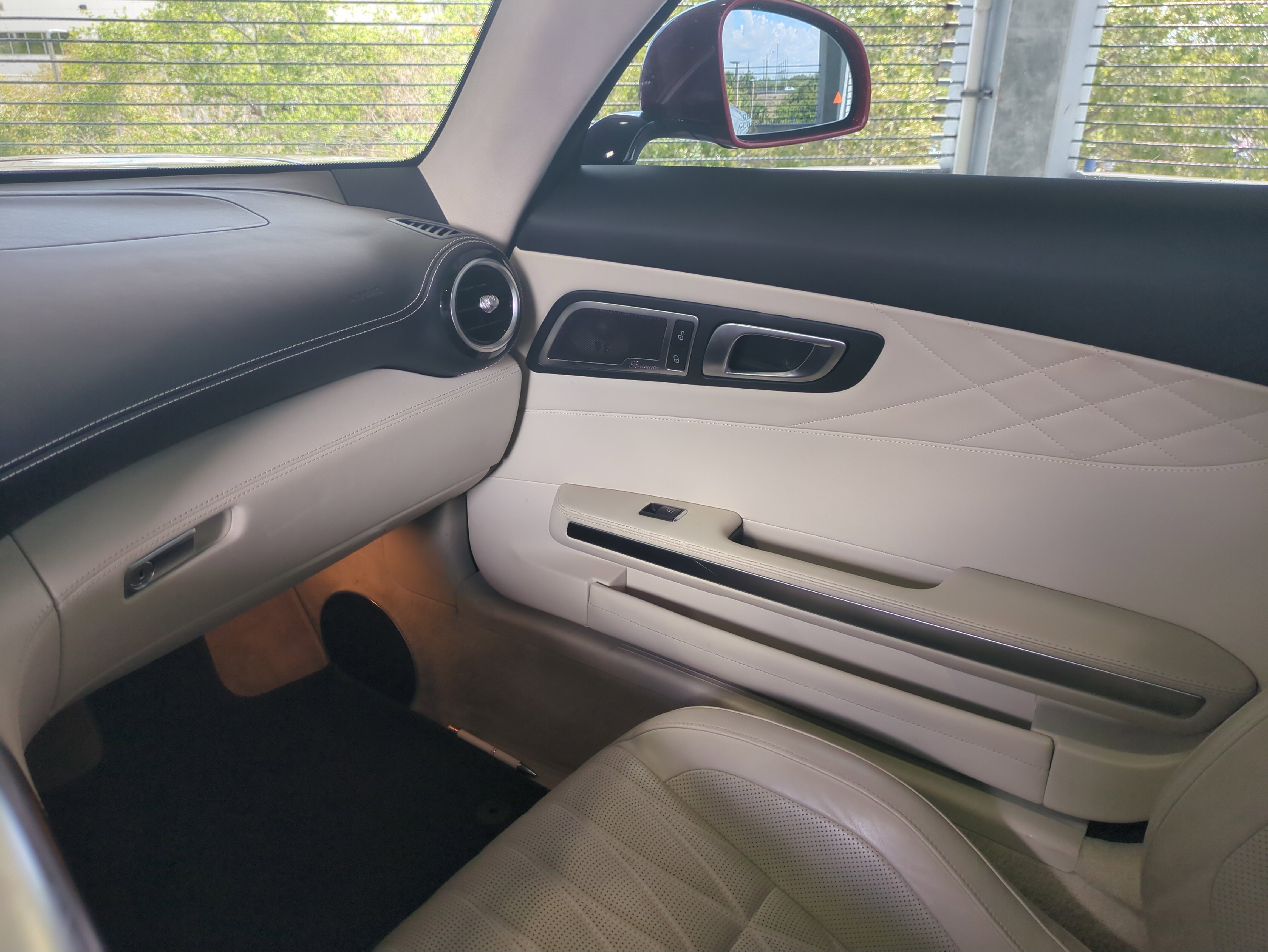 Used 2020 Mercedes-Benz AMG GT C image 19