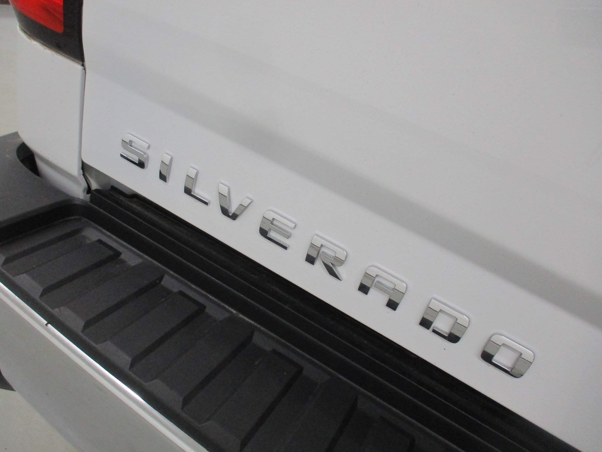 Used 2017 Chevrolet Silverado 2500 W/T image 9