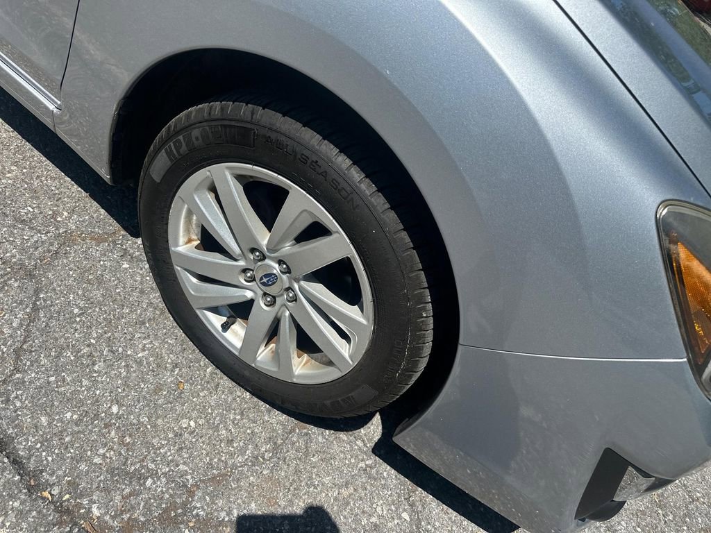 Used 2015 Subaru Impreza 2.0i Premium AWD/4WD image 14