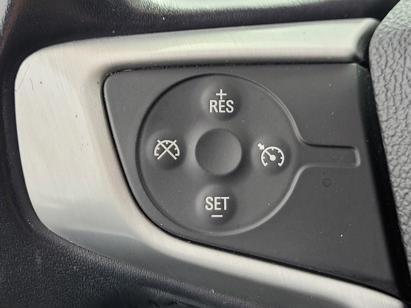 Used 2019 GMC Acadia SLE w/ Driver Alert Package I image 29