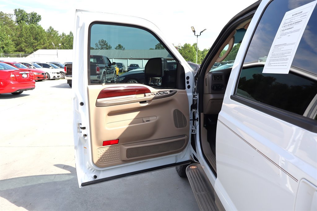 Used 2004 Ford Excursion Eddie Bauer AWD/4WD image 39