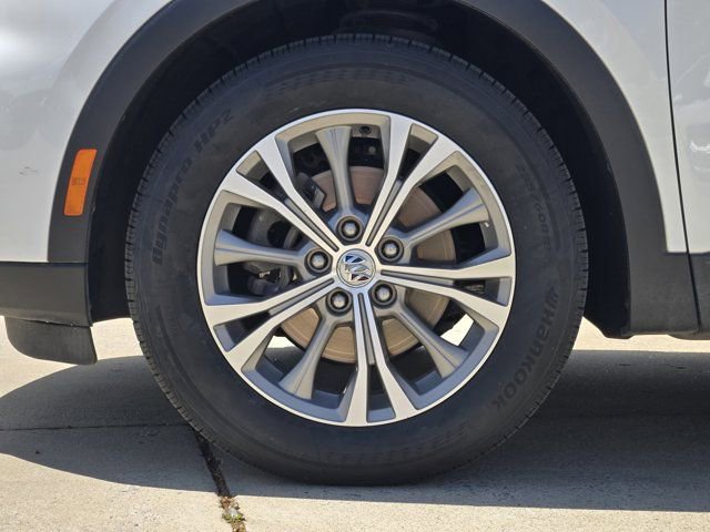 Used 2023 Buick Envision Preferred image 11