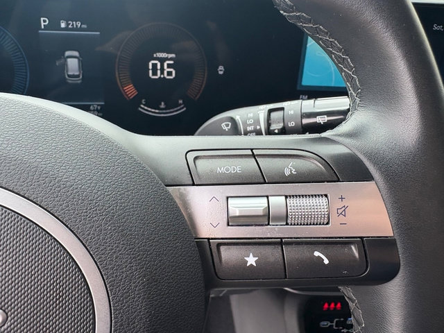 Used 2025 Hyundai Kona SEL FWD image 21