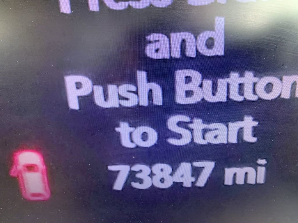 Used 2023 Chrysler Voyager LX image 11