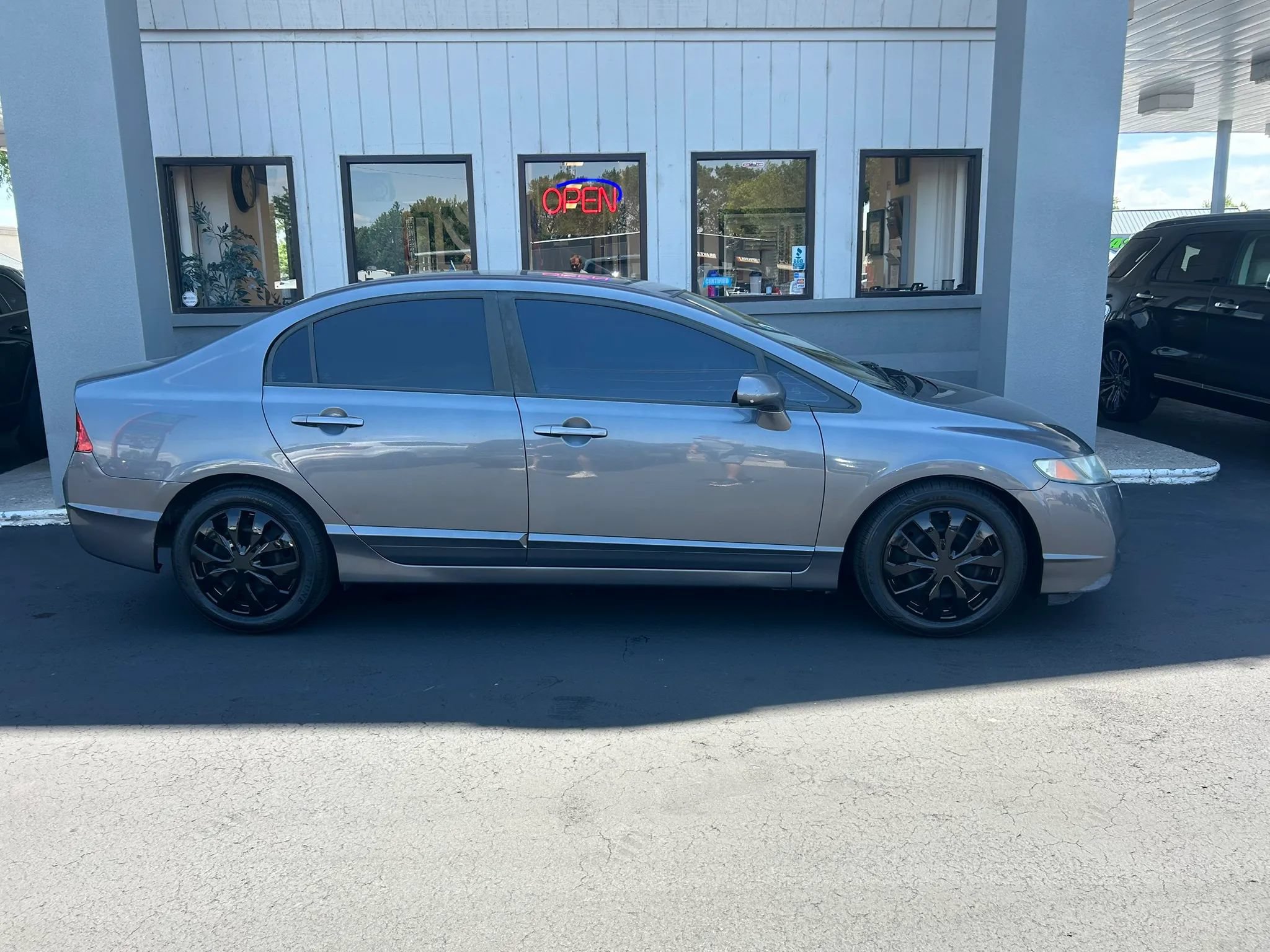 Used 2010 Honda Civic LX image 21