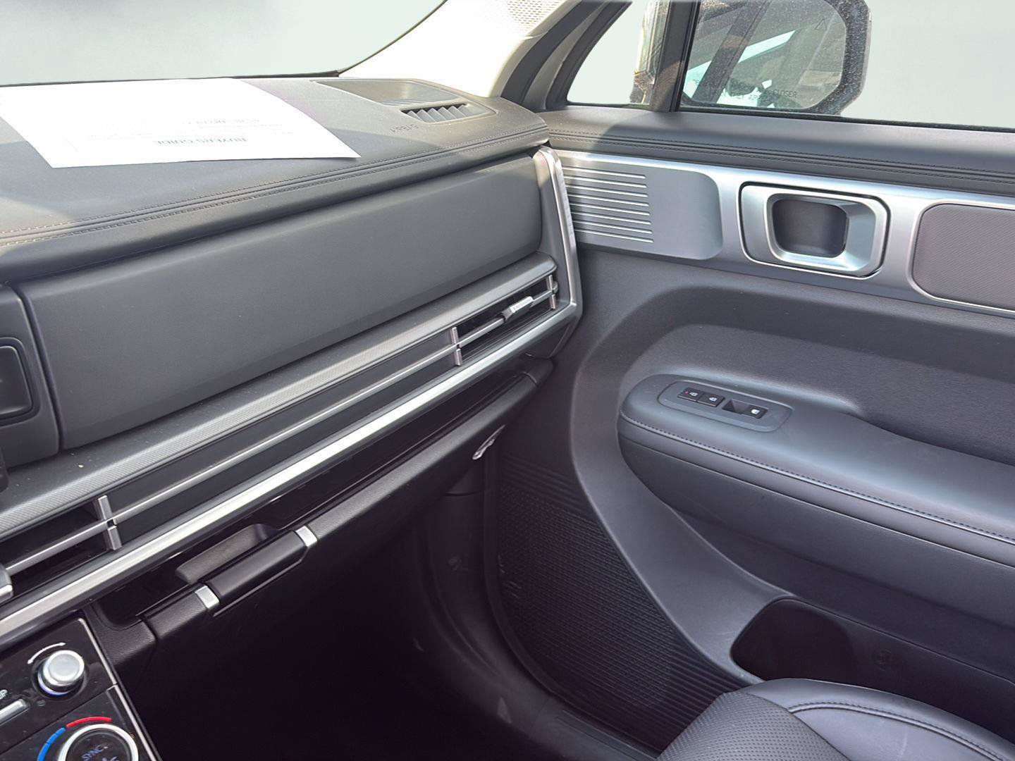 Used 2026 Hyundai Santa Fe SEL AWD/4WD image 34