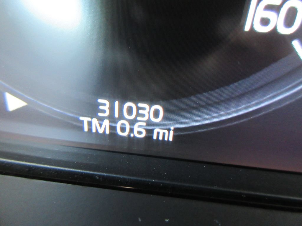 Used 2022 Volvo XC90 T6 Momentum w/ Advanced Package AWD/4WD image 36